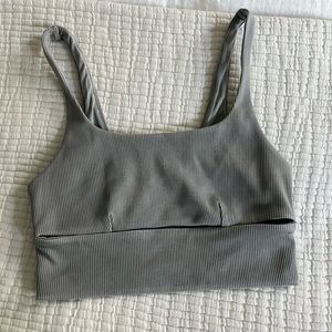 Alo Yoga Sports Bra